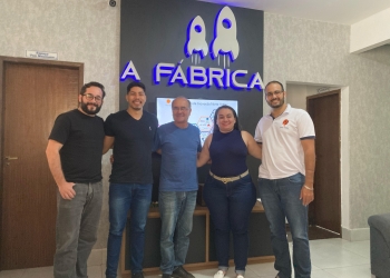 VISITA DA GEYSA PEIXOTO, DIRETORA EXECUTIVA DA ABRASEL NA ACELERADORA A FÁBRICA.