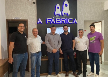 VISITA DO HUGO FELIPE - PREFEITO DE ENGENHEIRO NAVARRO À ACELERADORA A FÁBRICA