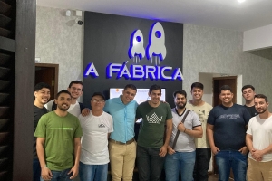VISITA DOS ACADÊMICOS DA UNIFIPMOC NA A FÁBRICA