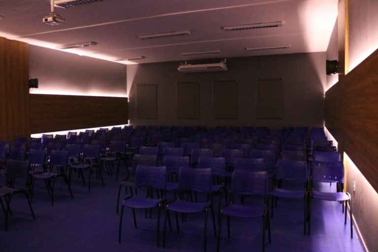Sala Tiborna2 768x512